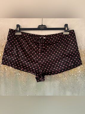 La SENZA Black Satin Sleep Shorts with Small Pink Heart Print (NWOT)